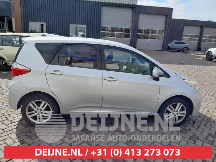 Toyota Verso-S Extra Ruit 4Deurs rechts-achter O599022