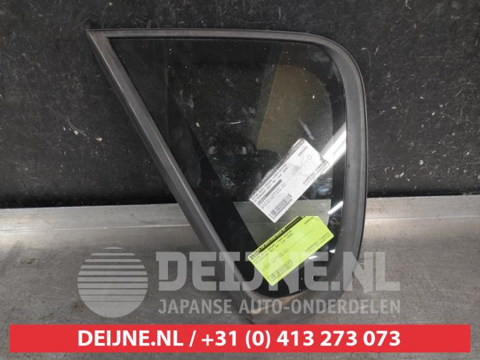 Mitsubishi Colt Extra Ruit 4Deurs links-achter O599206