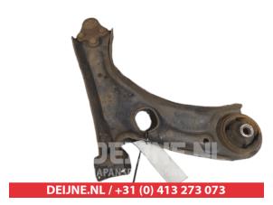 Chevrolet Aveo Front lower wishbone, left O599271 photo 2