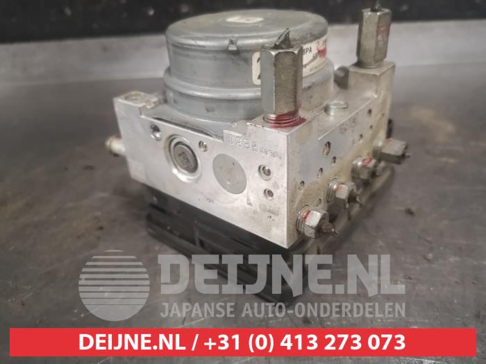 Gebruikte ABS Pomp Suzuki Baleno (EW/FW) 1.2 Dual Jet 16V Prijs € 150,00 Margeregeling aangeboden door V.Deijne Jap.Auto-onderdelen BV