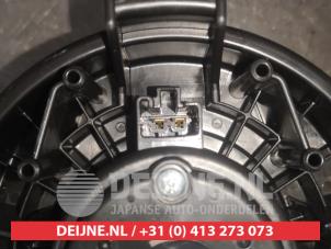Suzuki Baleno Heating and ventilation fan motor O599318 photo 3