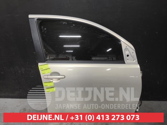 Daihatsu Sirion Portier 4Deurs rechts-voor O599414