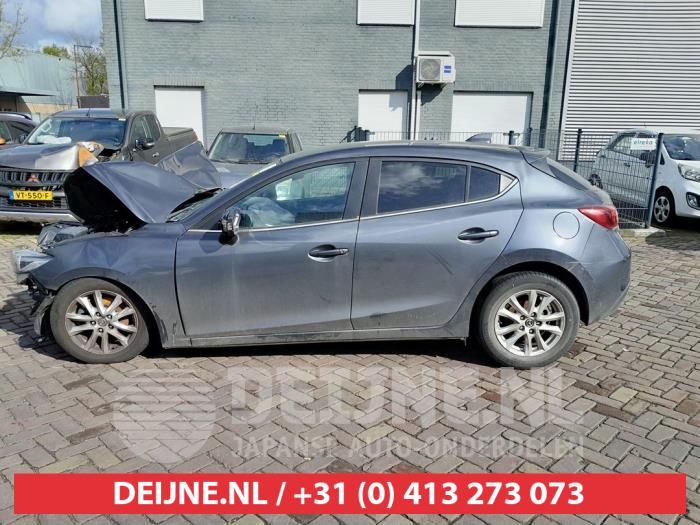 Mazda 3 Driehoeks Ruit links-achter O599498