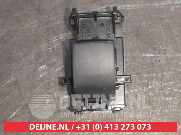 Toyota Yaris Elektrisches Fenster Schalter O599530