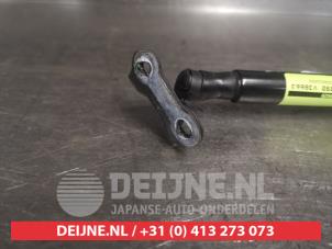 Toyota Yaris Rear gas strut, left O599537 photo 2