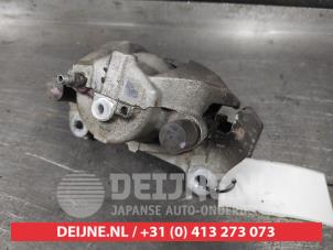Toyota Yaris Front brake calliper, left O599648 photo 3