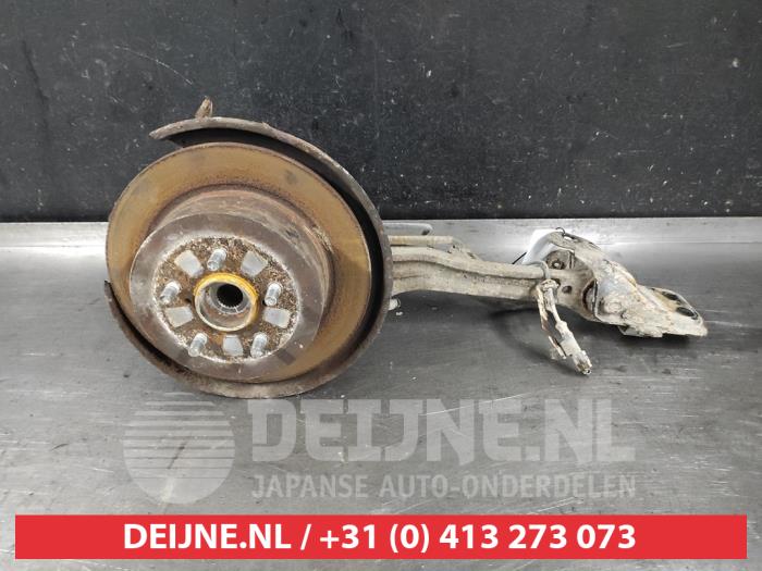 Subaru Legacy Fusee rechts-achter O599773
