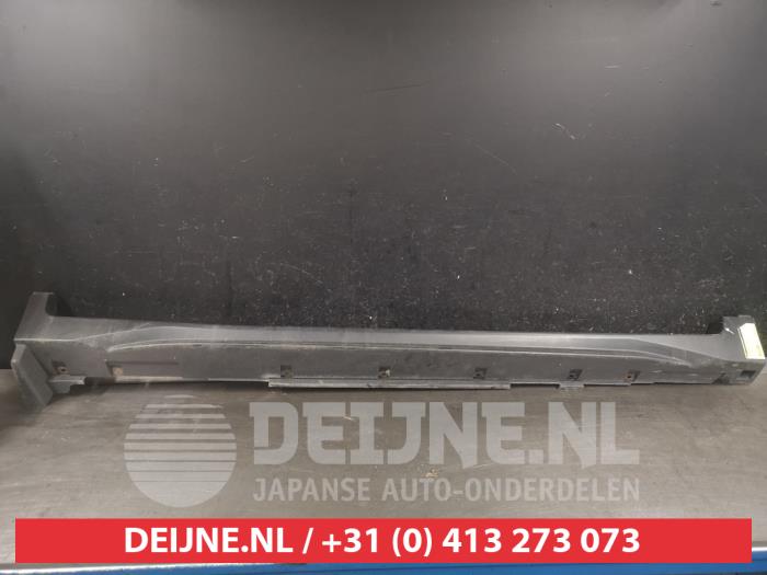 Nissan X-Trail Seitenschürze rechts O599791