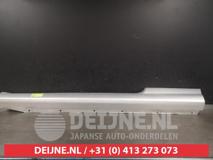 Chevrolet Kalos Side skirt, left O600048