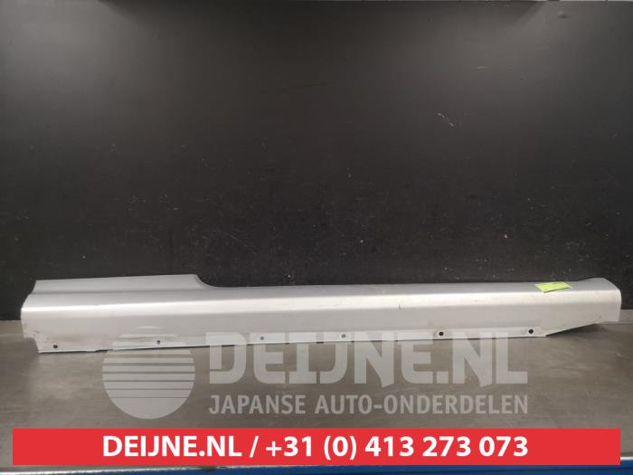 Chevrolet Kalos Side skirt, right O600049
