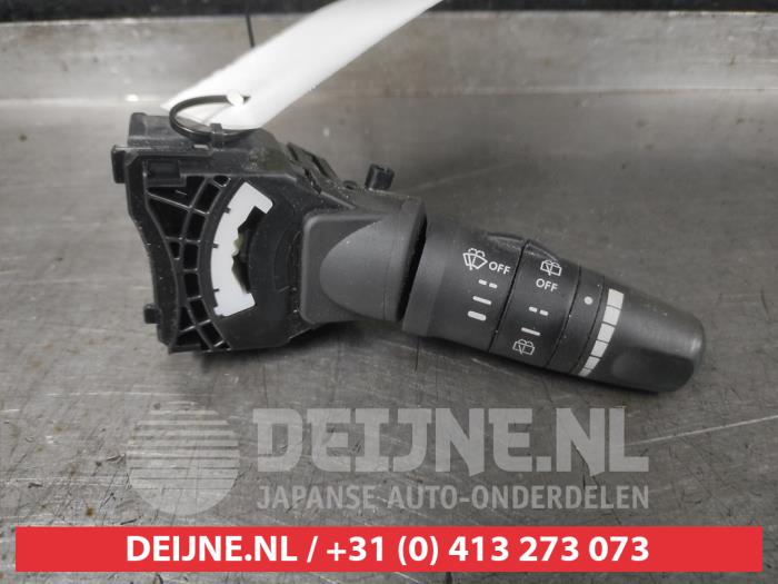 Nissan X-Trail Scheibenwischer Schalter O600051