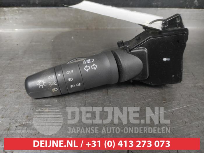 Nissan X-Trail Licht Schalter O600052