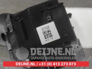 Nissan X-Trail Light switch O600052 photo 3