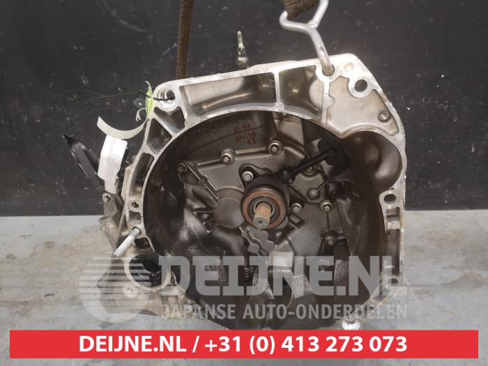 Nissan Micra Gearbox O600128