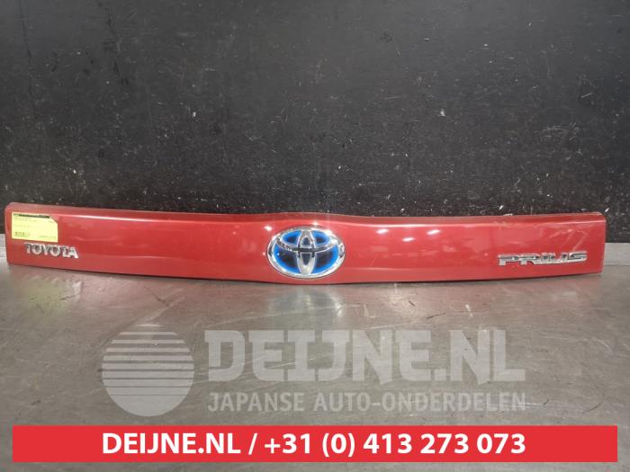 Toyota Prius Sierlijst achterklep O600341