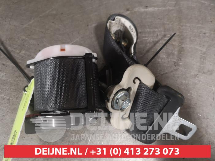 Nissan X-Trail Sicherheitsgurt rechts hinten O600353