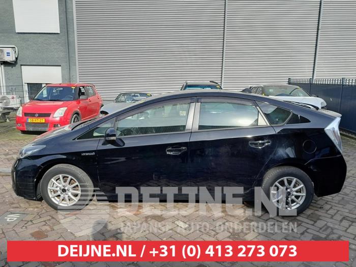 Toyota Prius Zusätzliches Fenster 4-türig links hinten O600386