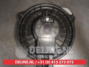 Daihatsu Sirion Heizung Belüftungsmotor O600714 foto 2