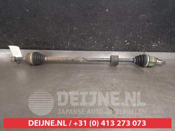 Daihatsu Sirion Aandrijfas rechts-voor O600720