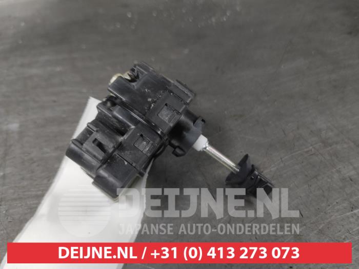 Nissan X-Trail Koplampmotor O600785