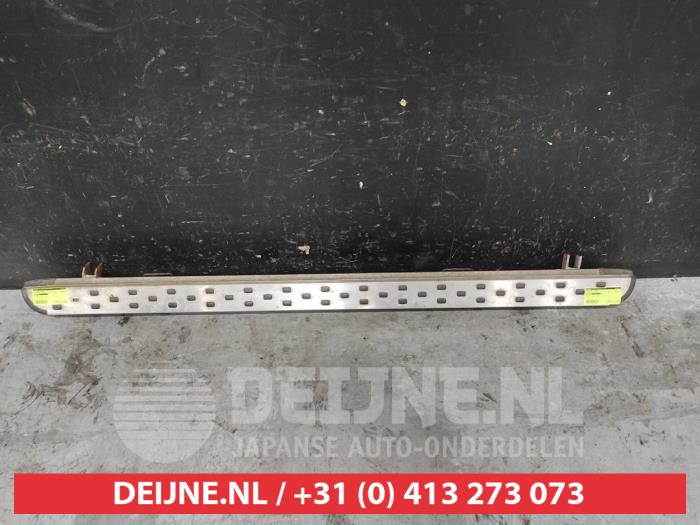 Mitsubishi Outlander Treeplank links O600887