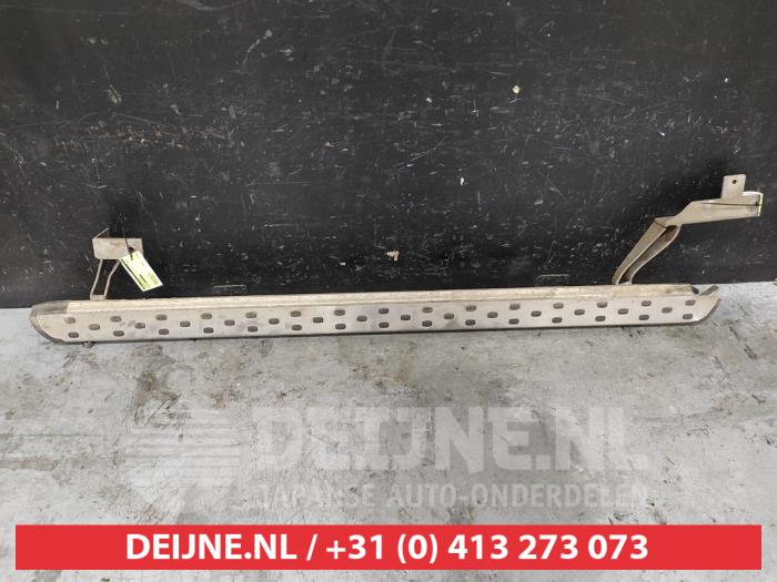 Mitsubishi Outlander Treeplank rechts O600888