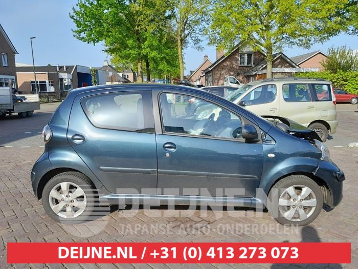 Toyota Aygo Portierruit 4Deurs rechts-voor O601052