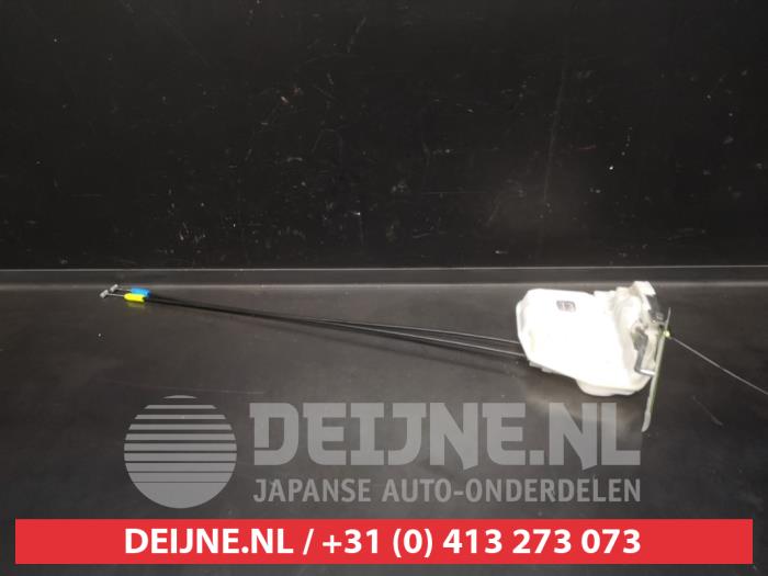 Mitsubishi Outlander Deurslot Mechaniek 4Deurs links-achter O601101