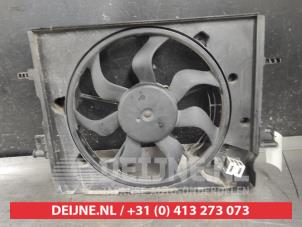 Nissan Micra Kühlgebläsegehäuse O601231 foto 2