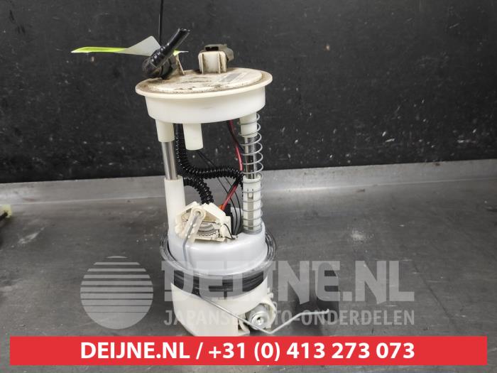 Gebruikte Tank element Pomp Nissan Qashqai (J10) 2.0 16V Prijs € 75,00 Margeregeling aangeboden door V.Deijne Jap.Auto-onderdelen BV