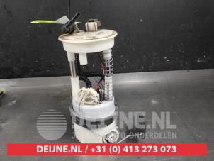 Gebruikte Tank element Pomp Nissan Qashqai (J10) 2.0 16V Prijs € 75,00 Margeregeling aangeboden door V.Deijne Jap.Auto-onderdelen BV