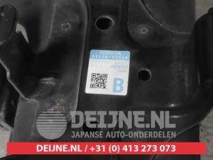 Toyota Prius Plus ACC Sensor (afstand) O601706 foto 2