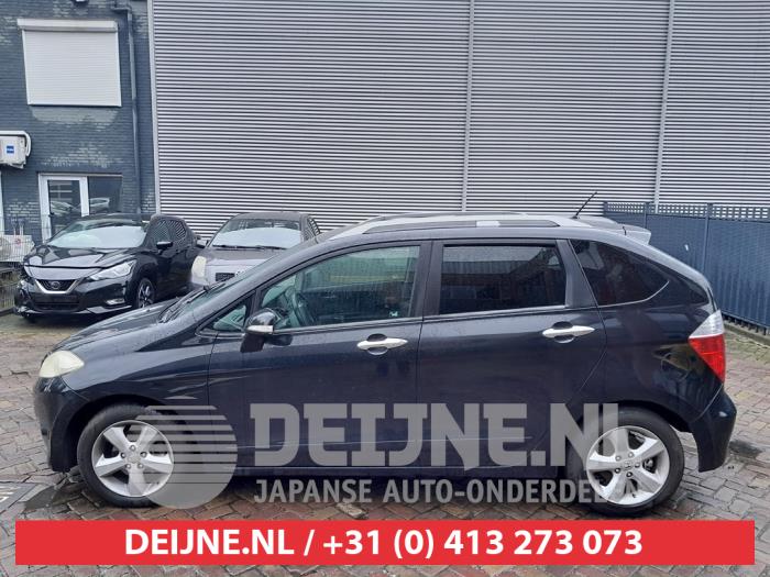 Honda FR-V Extra Ruit 4Deurs links-achter O601862