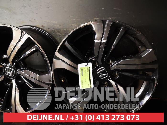 Velgen set van een Honda Civic (FK6/7/8/9) 1.0i VTEC Turbo 12V 2020