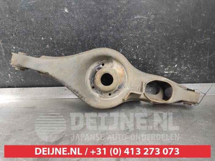 Mitsubishi Outlander Draagarm rechts-achter O602084