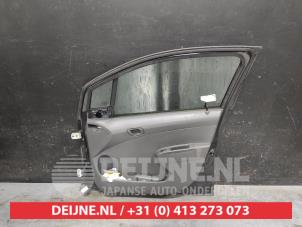 Chevrolet Spark Front door 4-door, right O602317 photo 2