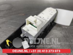 Toyota Auris Multi-functional window switch O602344 photo 2