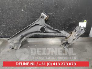 Honda Civic Front lower wishbone, right O602426 photo 2