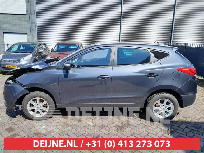 Hyundai IX35 Portierruit 4Deurs links-achter O602463