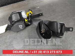 Honda FR-V Veiligheidsgordel rechts-voor O602491 foto 2