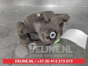 Honda FR-V Rear brake calliper, right O602498 photo 3