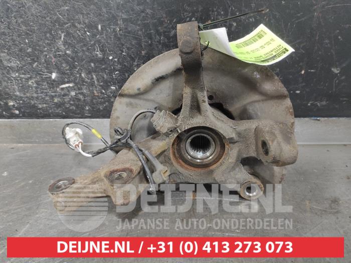Mitsubishi Space Star Achsschenkel rechts vorne O602639