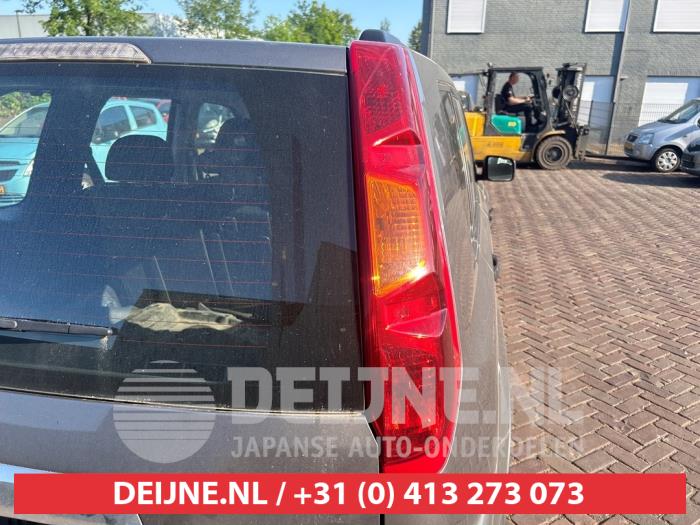 Nissan X-Trail Rücklicht rechts O602669