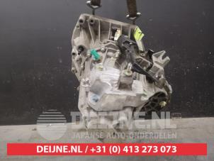 Nissan Pulsar Getriebe O602713 foto 3