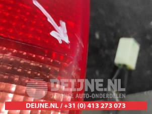 Toyota Rav-4 Rücklicht rechts O603095 foto 2