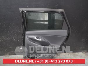 Hyundai I30 Portier 4Deurs rechts-achter O603148 foto 2