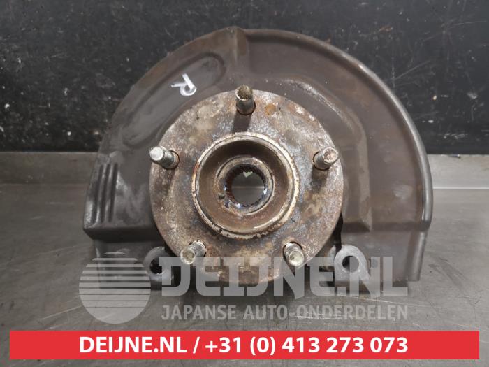 Mitsubishi Grandis Fusee rechts-voor O603263