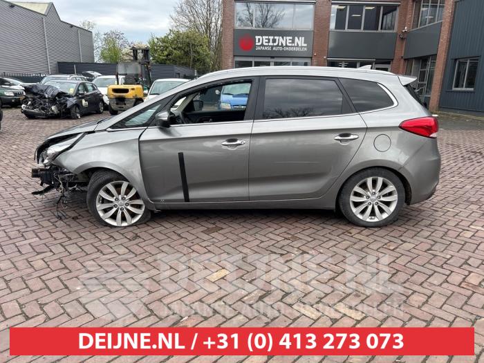 Kia Carens Extra Ruit 4Deurs links-voor O603269