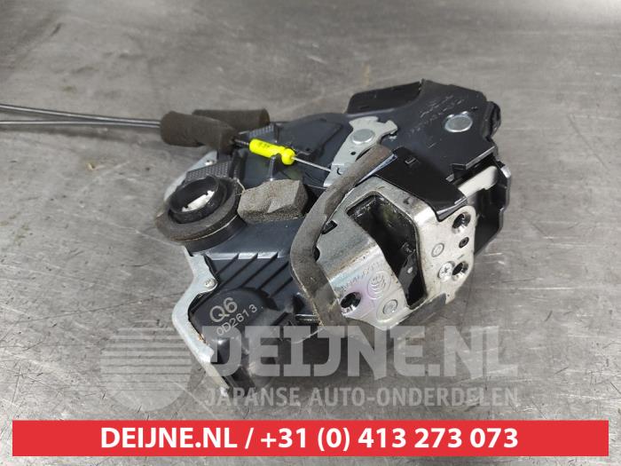 Lexus RX Türschlossmechanik 4-türig links vorne O603345