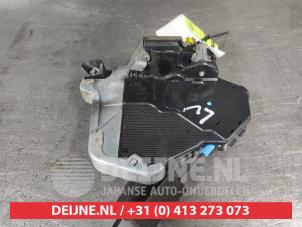 Lexus RX Door lock mechanism 4-door, front left O603345 photo 2
